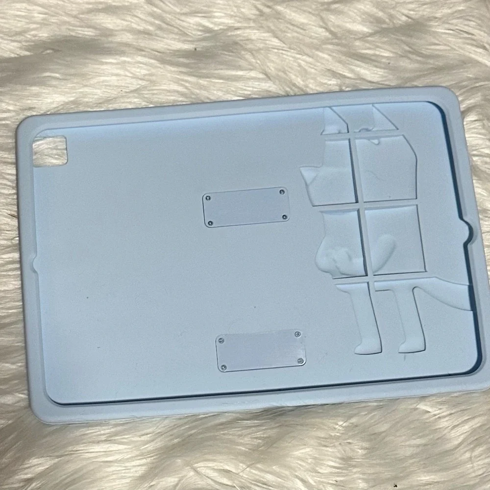Komar Kids Bluey Apple iPad (10th Gen) Case With Stand